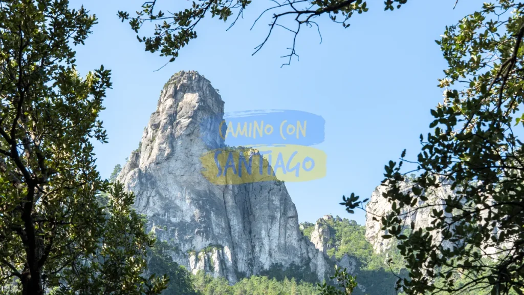 El pico de la Joca visto desde la zona de la Font del Paradís
