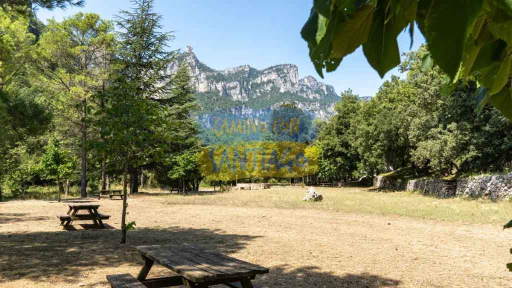 La zona de descanso del área de La Vall